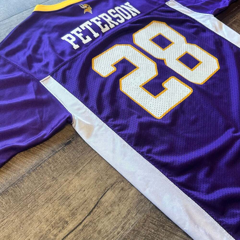 Reebok NFL Minnesota Vikings Adrian Peterson #28 Youth Large (14-16) Jersey